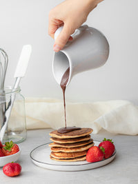 La_Savista_chocolate_sauce_syrup_with_pancakes_and_strawberries